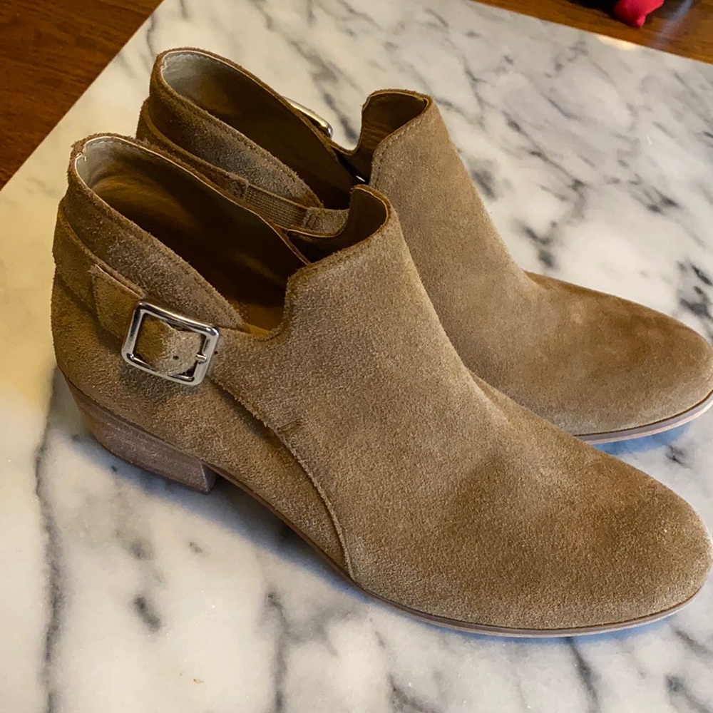 Susina Suede Boots NWOT